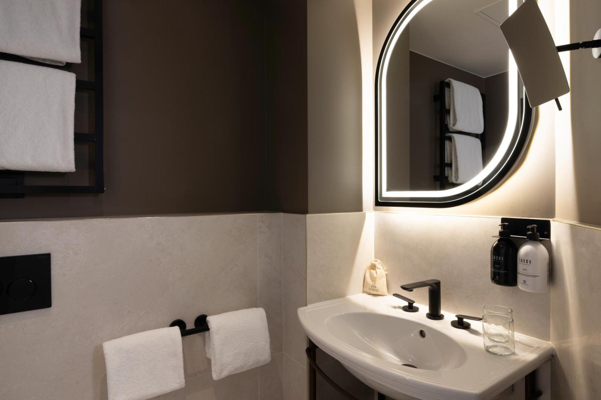 Hotel L'Ormaie & Spa Paris Luaran gambar
